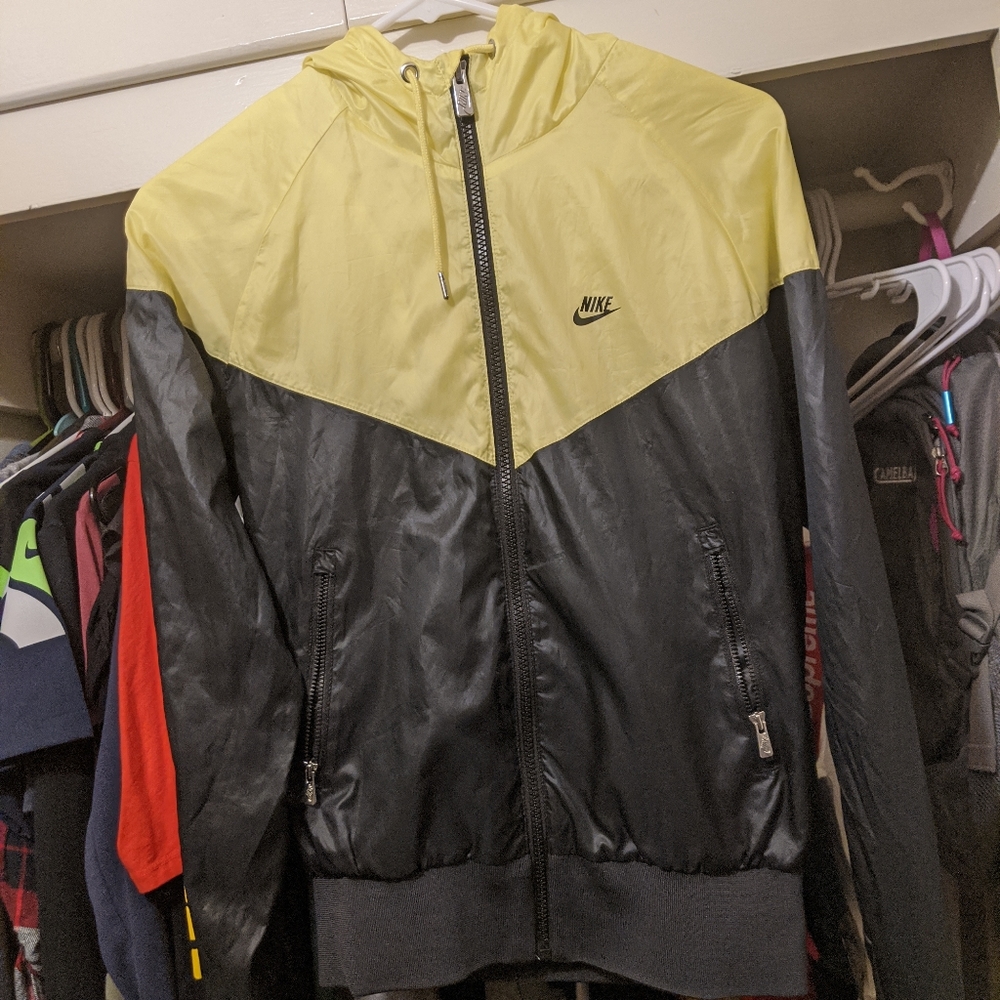 Nike windbreaker